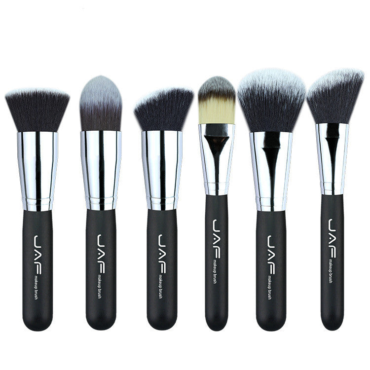 24 makeup brushes - Melissa